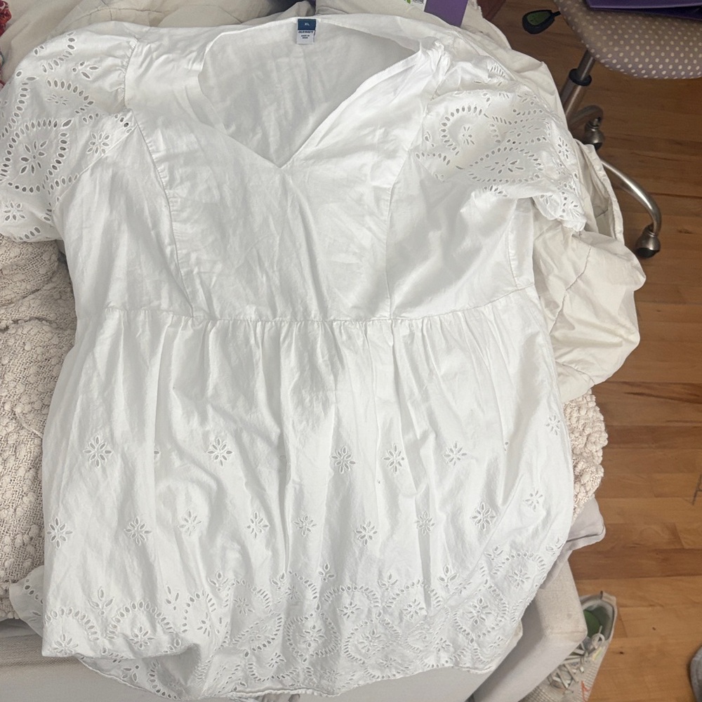 Old Navy White Eyelet Detail Blouse